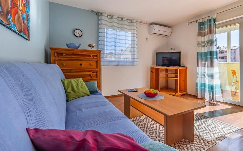 Apartment Lola 梅杜林 外观 照片